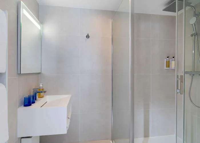 Hotell Seb & Co 3*